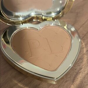 P.Louise Under-eye Brightening Powder